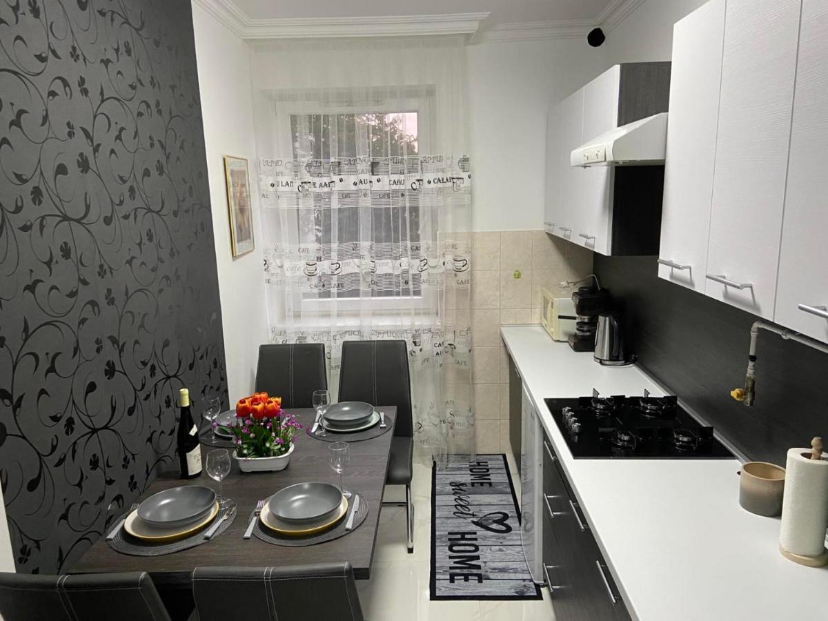 Melinda Apartman Kisvarda Exterior photo
