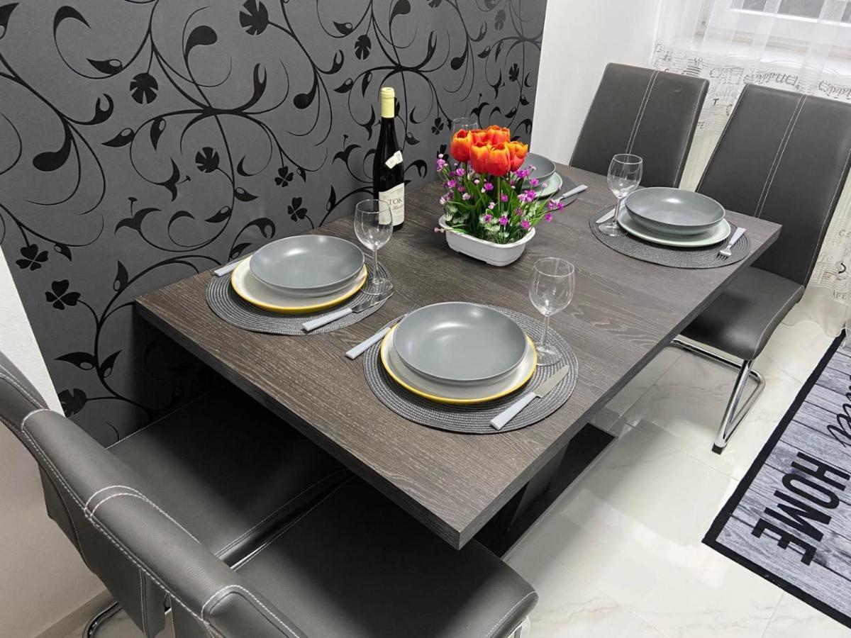Melinda Apartman Kisvarda Exterior photo